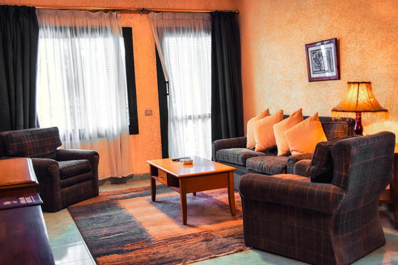 Adham Compound Hotel King Mariout Eksteriør billede