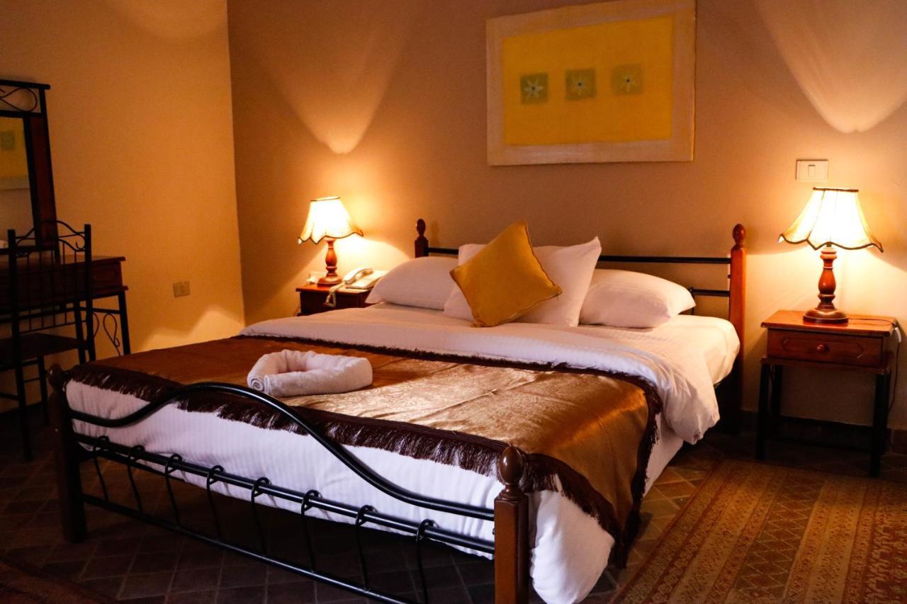 Adham Compound Hotel King Mariout Eksteriør billede
